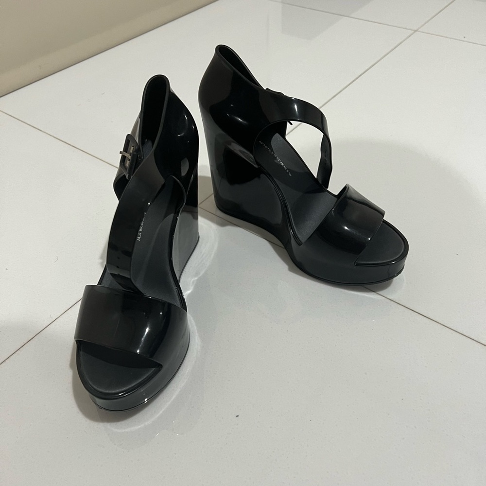 Melissa Mar wedges